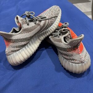 Yeezy Boost 350 V2 Beluga Shoes